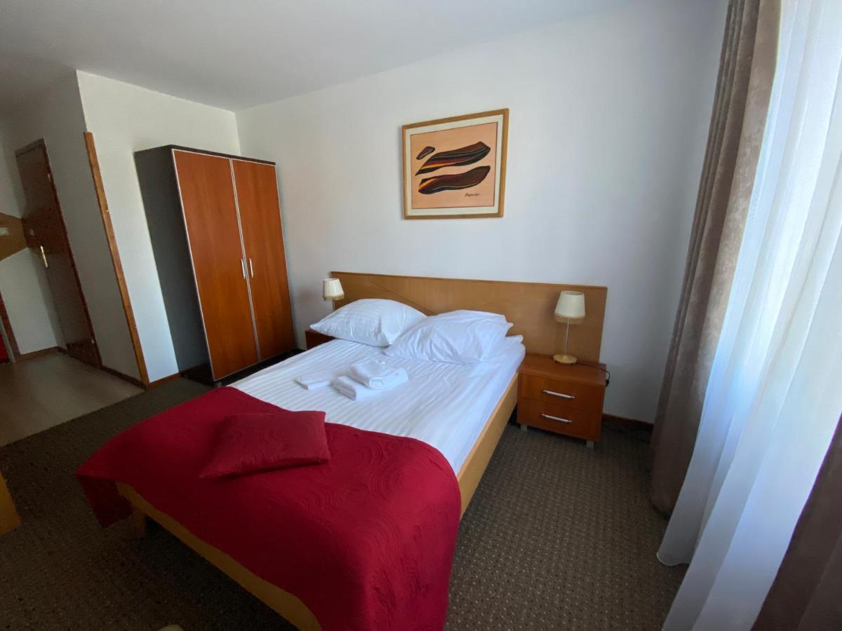 Obiekt "Czarny Rycerz" Aparthotel Jastrzebie Zdroj Exterior photo